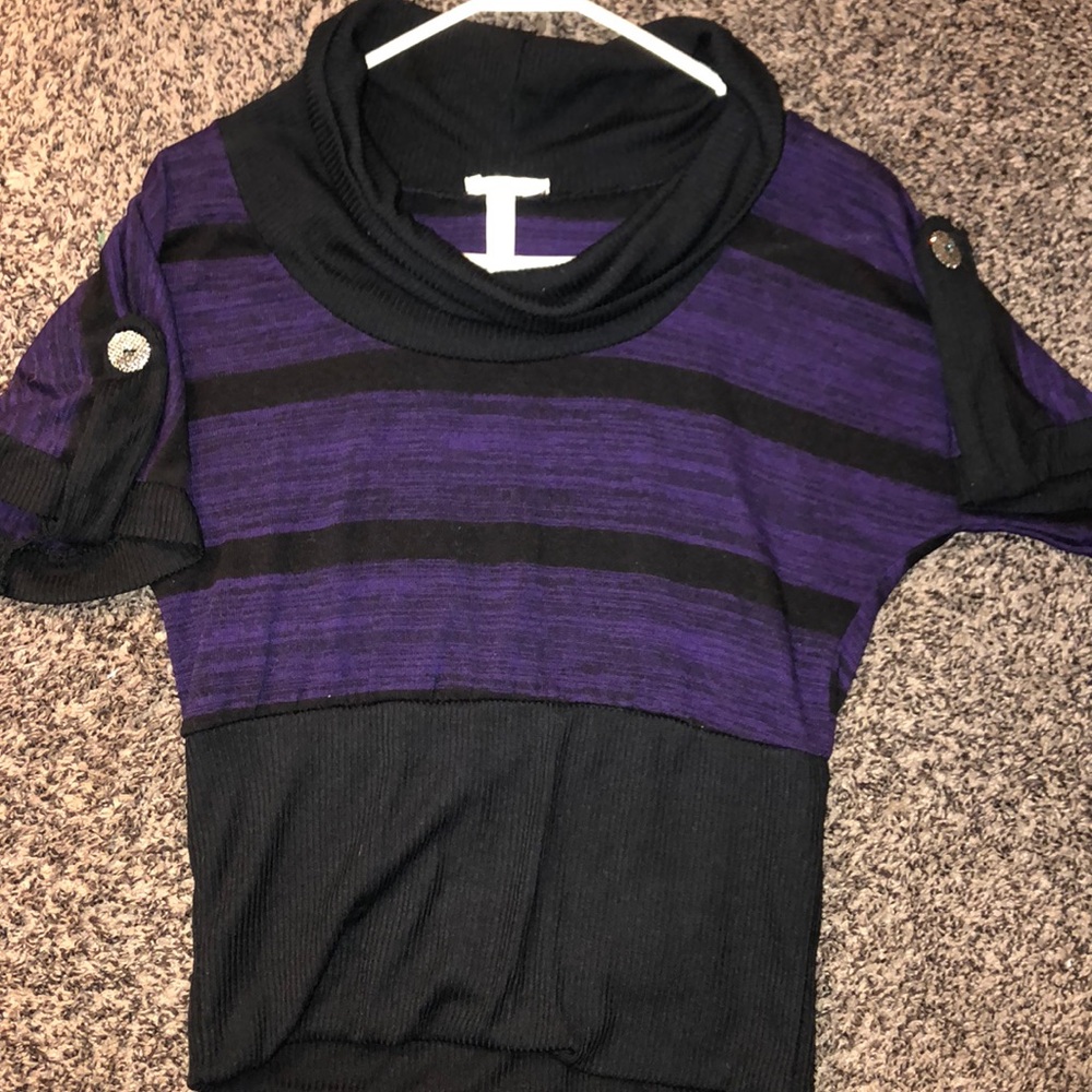 Black&Purple sweater top!!!